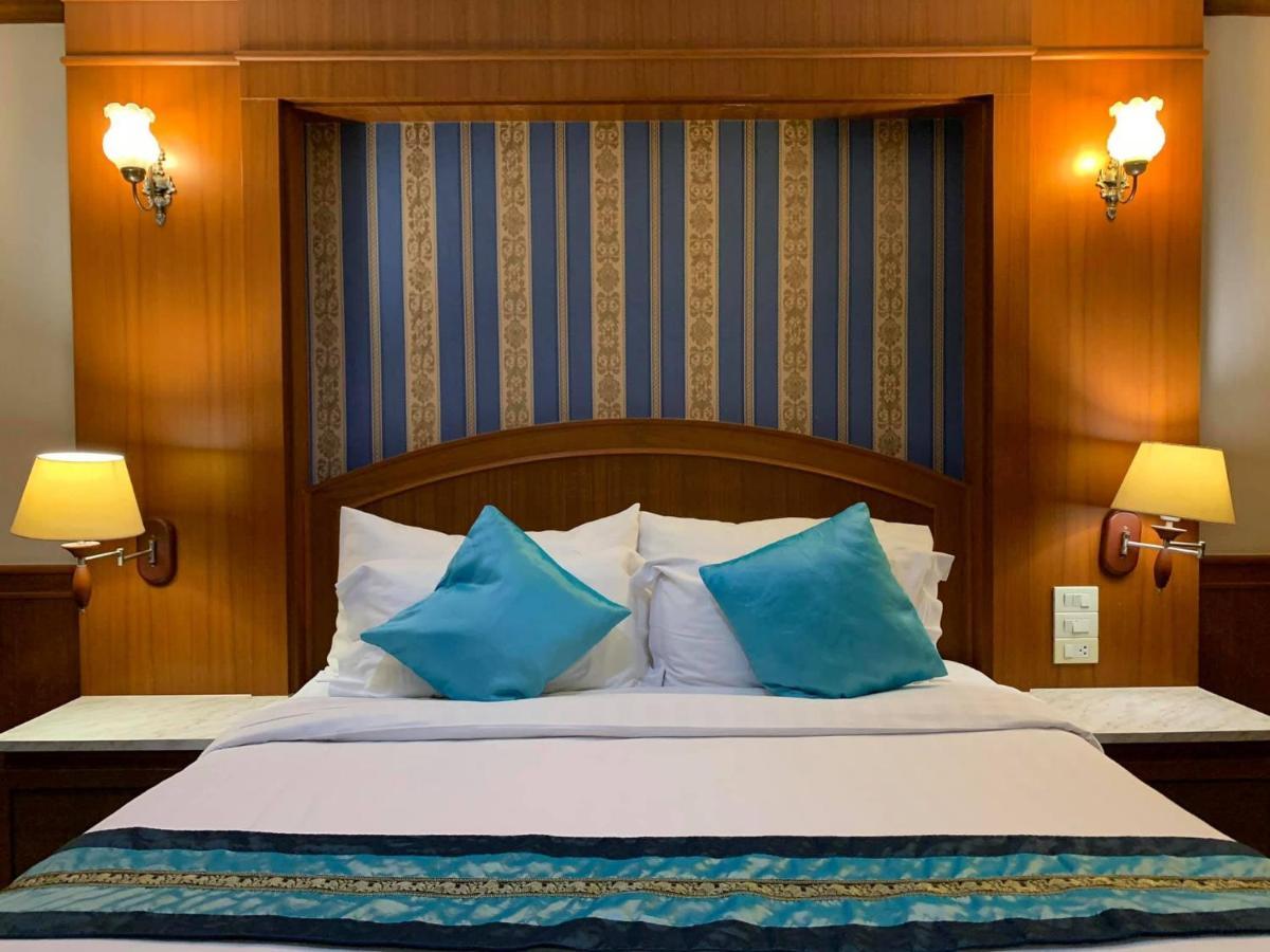 The Lion King Hotel Udonthani Dış mekan fotoğraf