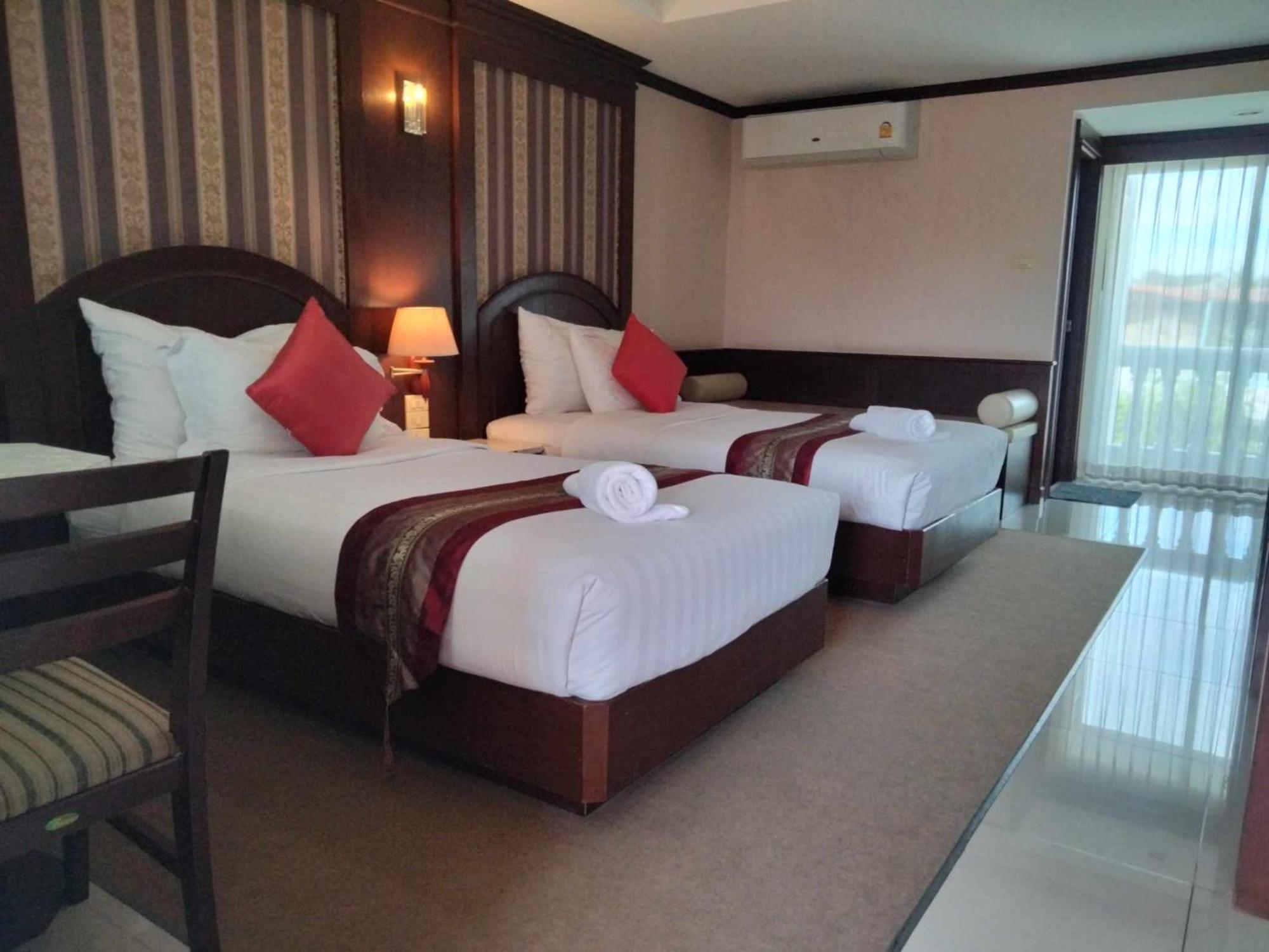 The Lion King Hotel Udonthani Dış mekan fotoğraf