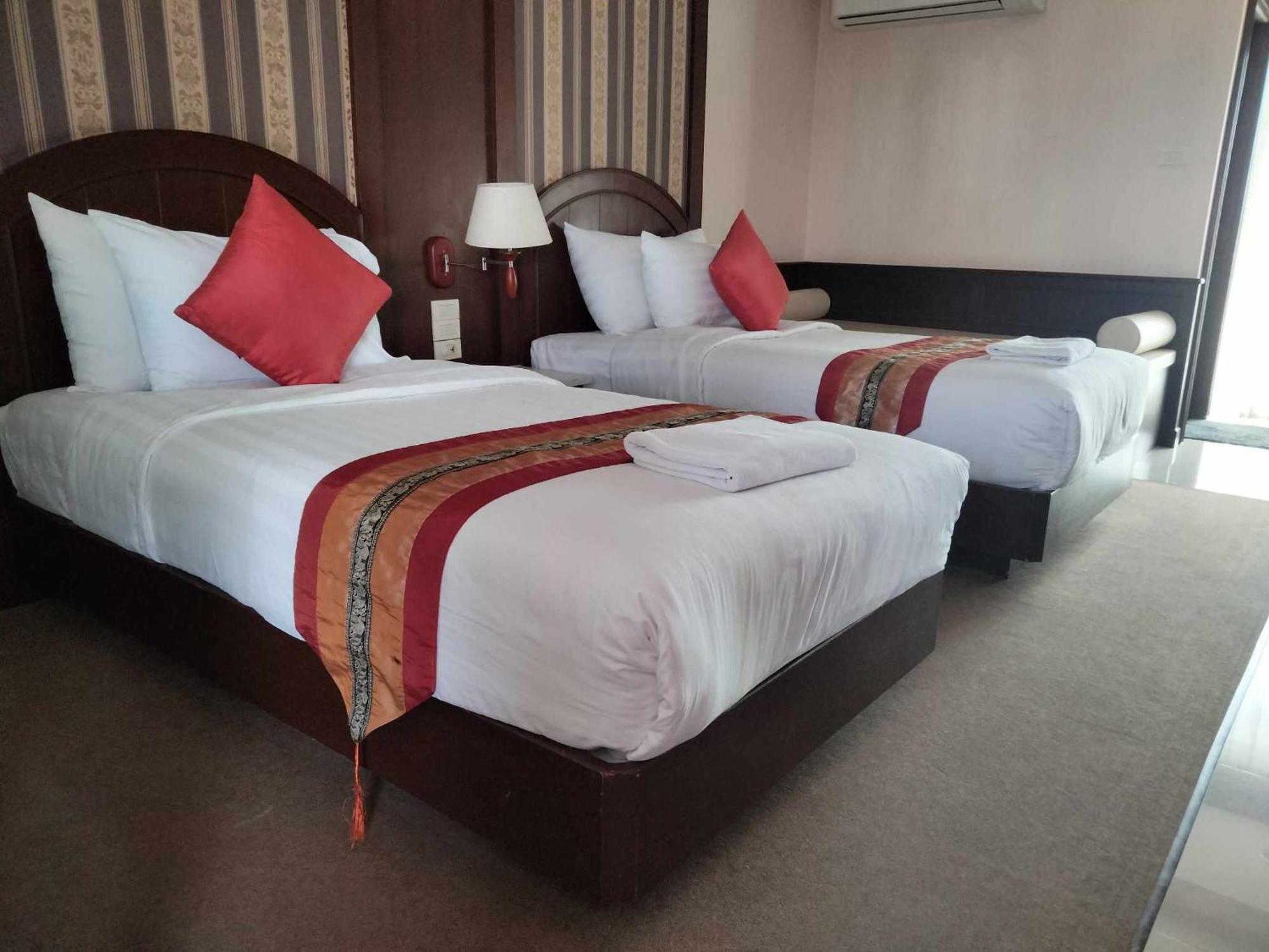 The Lion King Hotel Udonthani Dış mekan fotoğraf