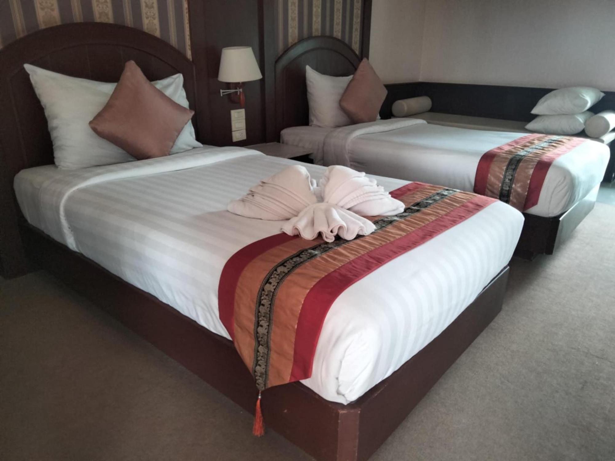 The Lion King Hotel Udonthani Dış mekan fotoğraf