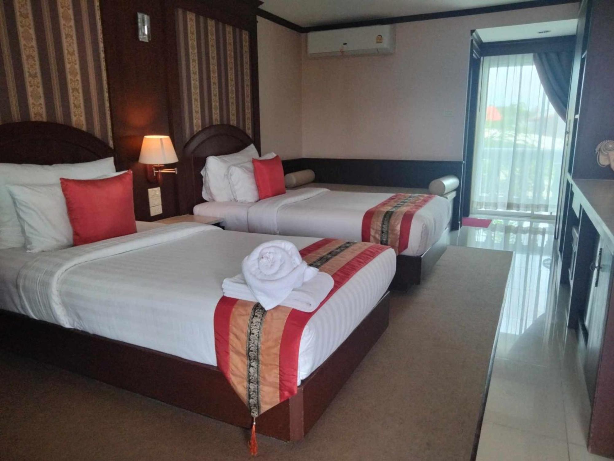 The Lion King Hotel Udonthani Dış mekan fotoğraf