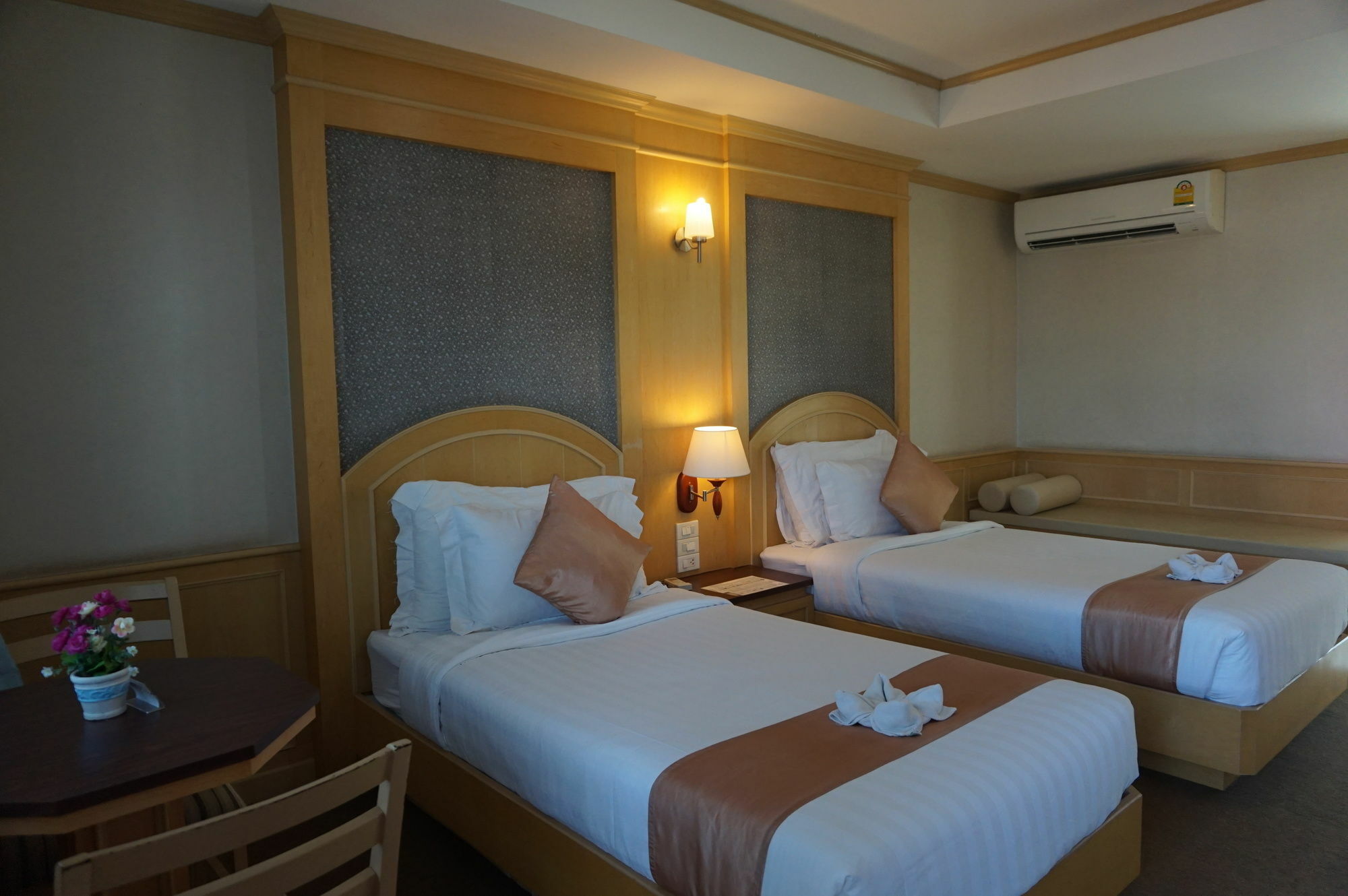 The Lion King Hotel Udonthani Dış mekan fotoğraf