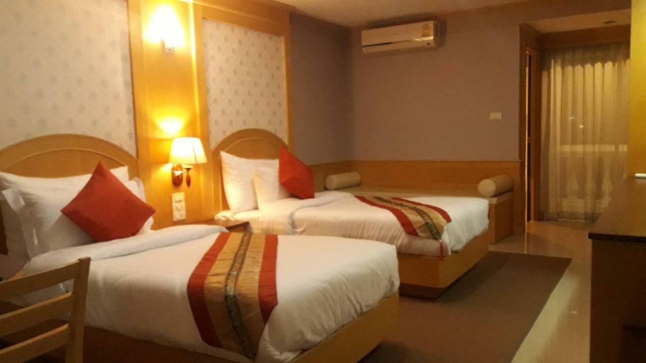 The Lion King Hotel Udonthani Dış mekan fotoğraf